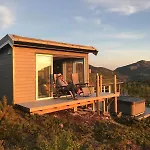 With Stunning Views And Outdoor Jacuzzie * Leset