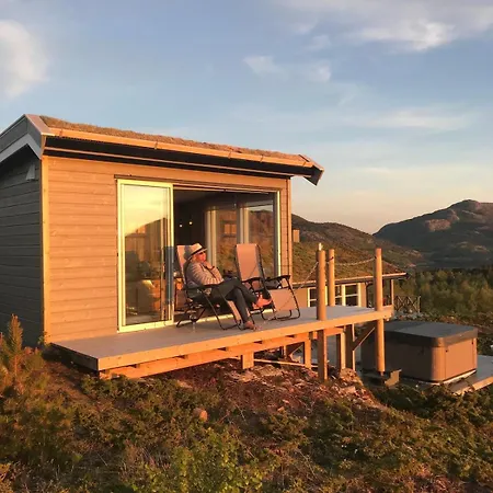 With Stunning Views And Outdoor Jacuzzie * Leset