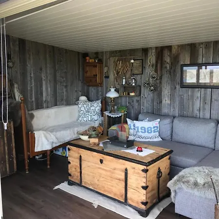 With Stunning Views And Outdoor Jacuzzie * Leset